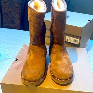 Uggs Fairfax III
